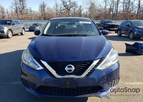 2017 Nissan Sentra S z USA, uszkodzony, nr VIN 3N1AB7AP0HL650533